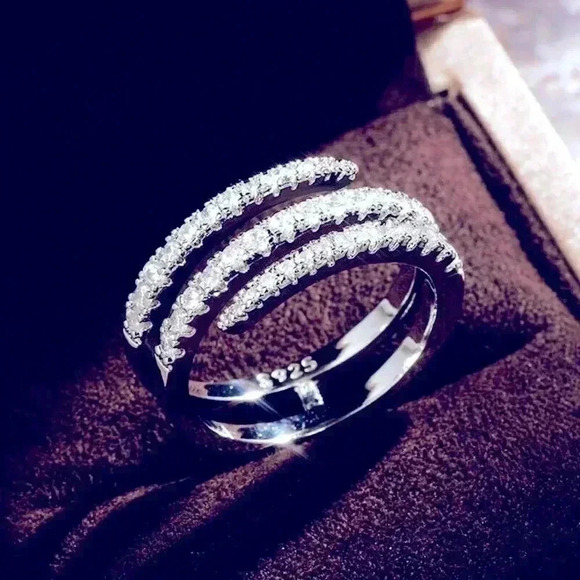 NEW Sterling Silver Diamond Infinity Band Ring - Picture 3 of 4